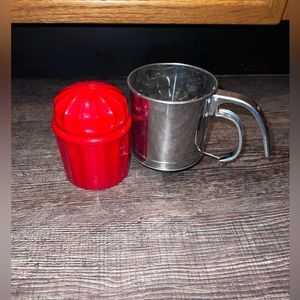 2 kitchen gadgets hand sifter and hand shredder grater